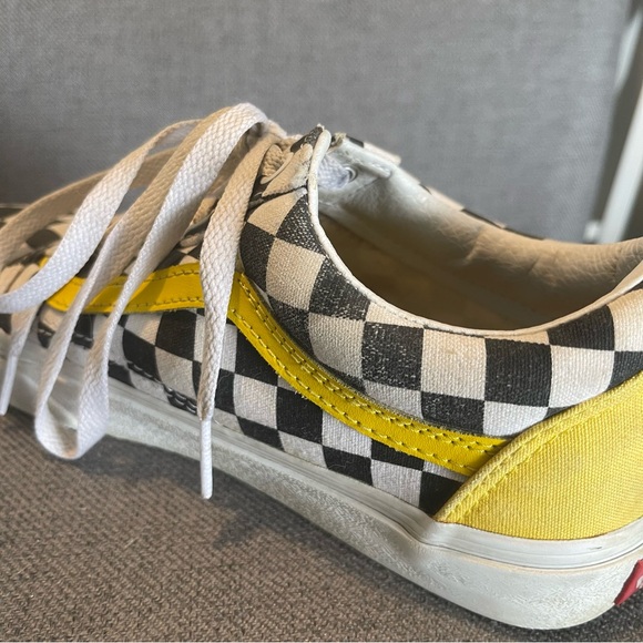 VANS | Custom made Old Skool Yellow & Checkered Shoe - Picture 11 of 11